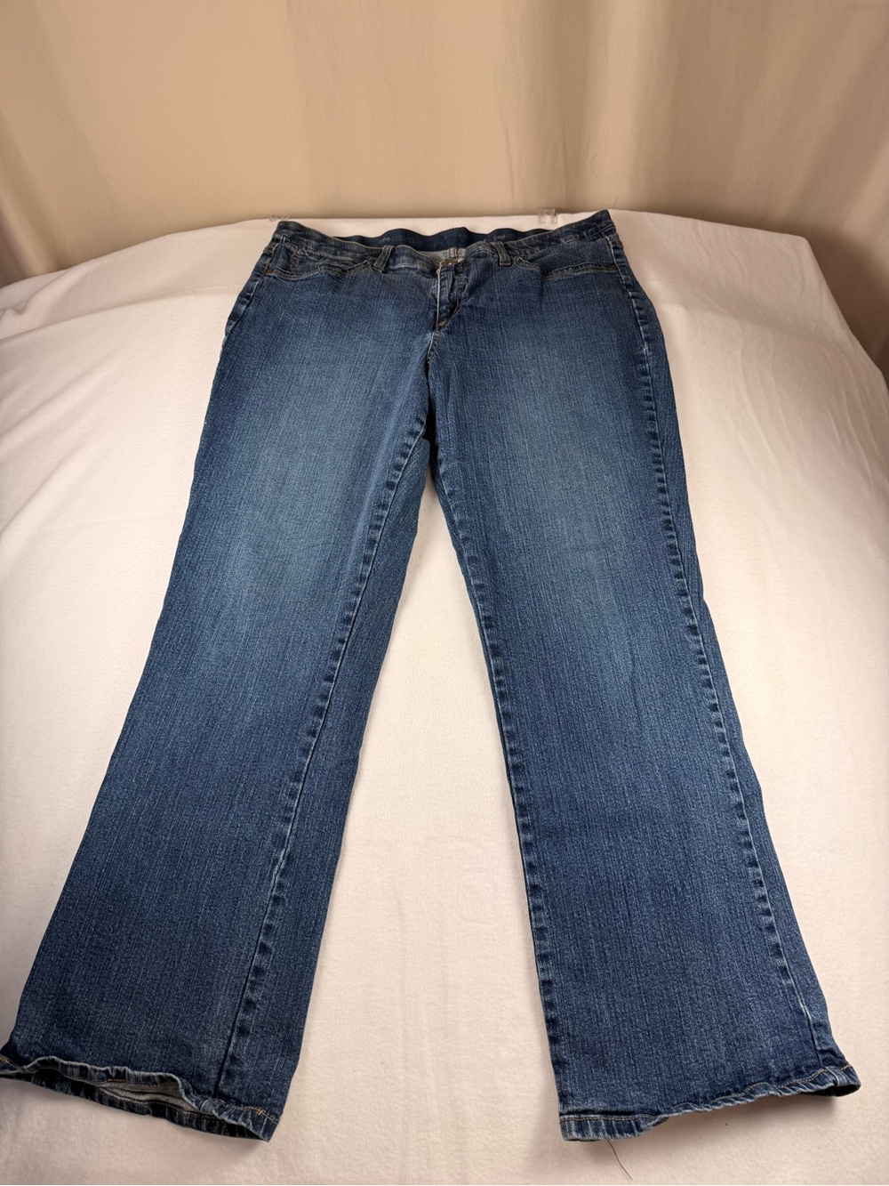 Lee Comfort Fit Classic Women's Blue Bootcut Jeans 319
